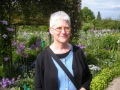 Thumbnail image of "Karen visits Giverny"